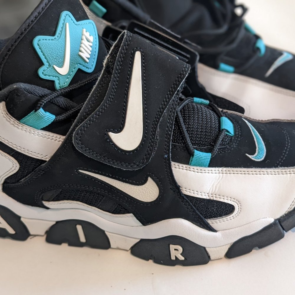 Nike Air Barrage Mid SZ 11